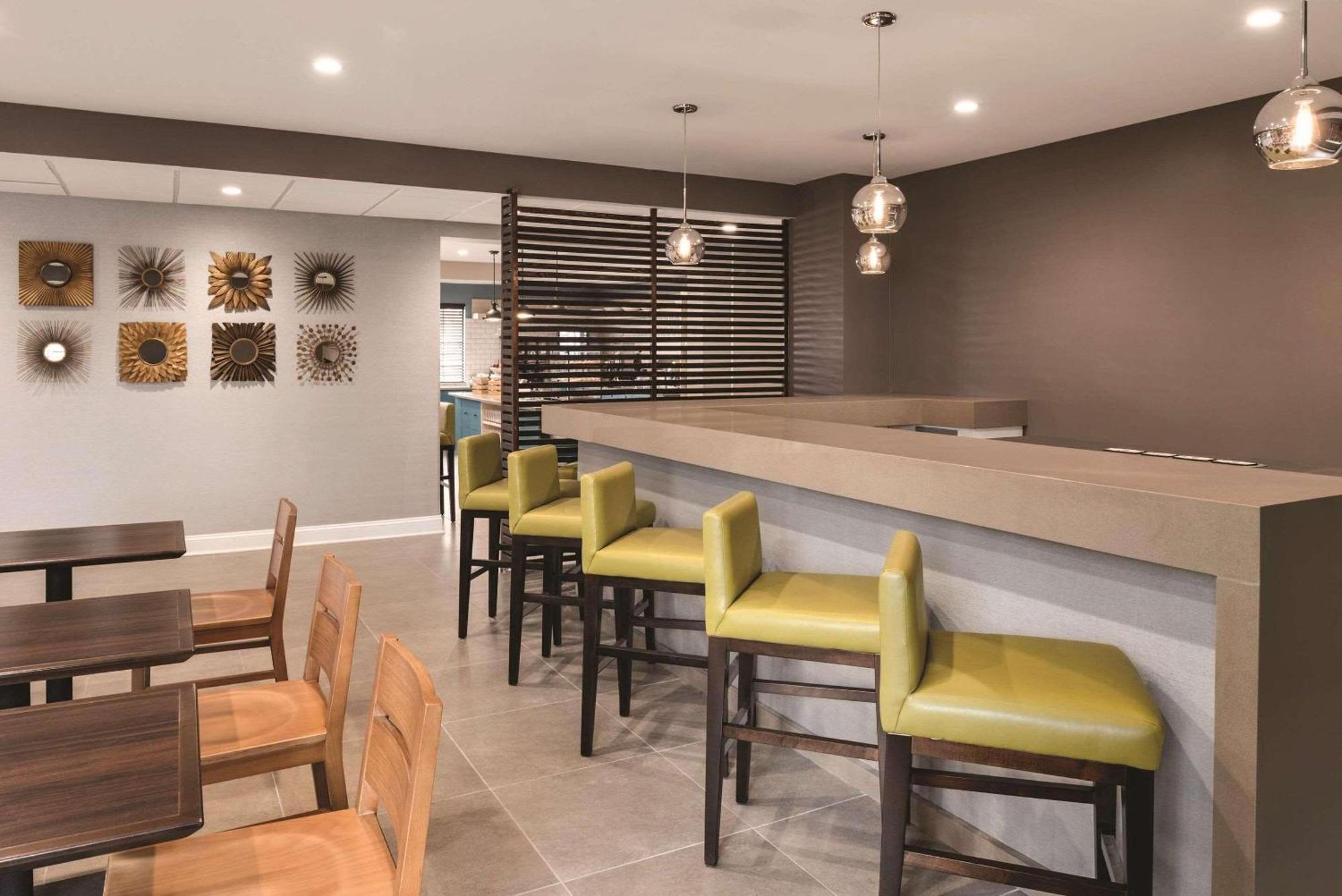 Country Inn & Suites By Radisson, Chicago-Hoffman Hoffman Estates Exteriör bild